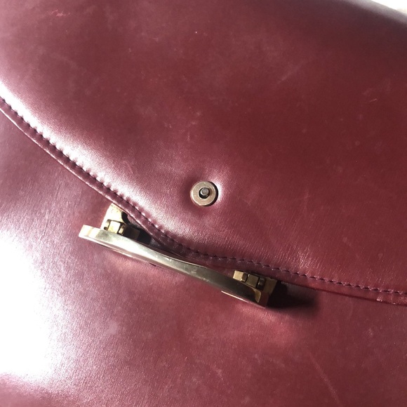 Vintage Gucci Leather Burgundy Maroon Shoulder Bag with Coin Purse - Picture 7 of 16